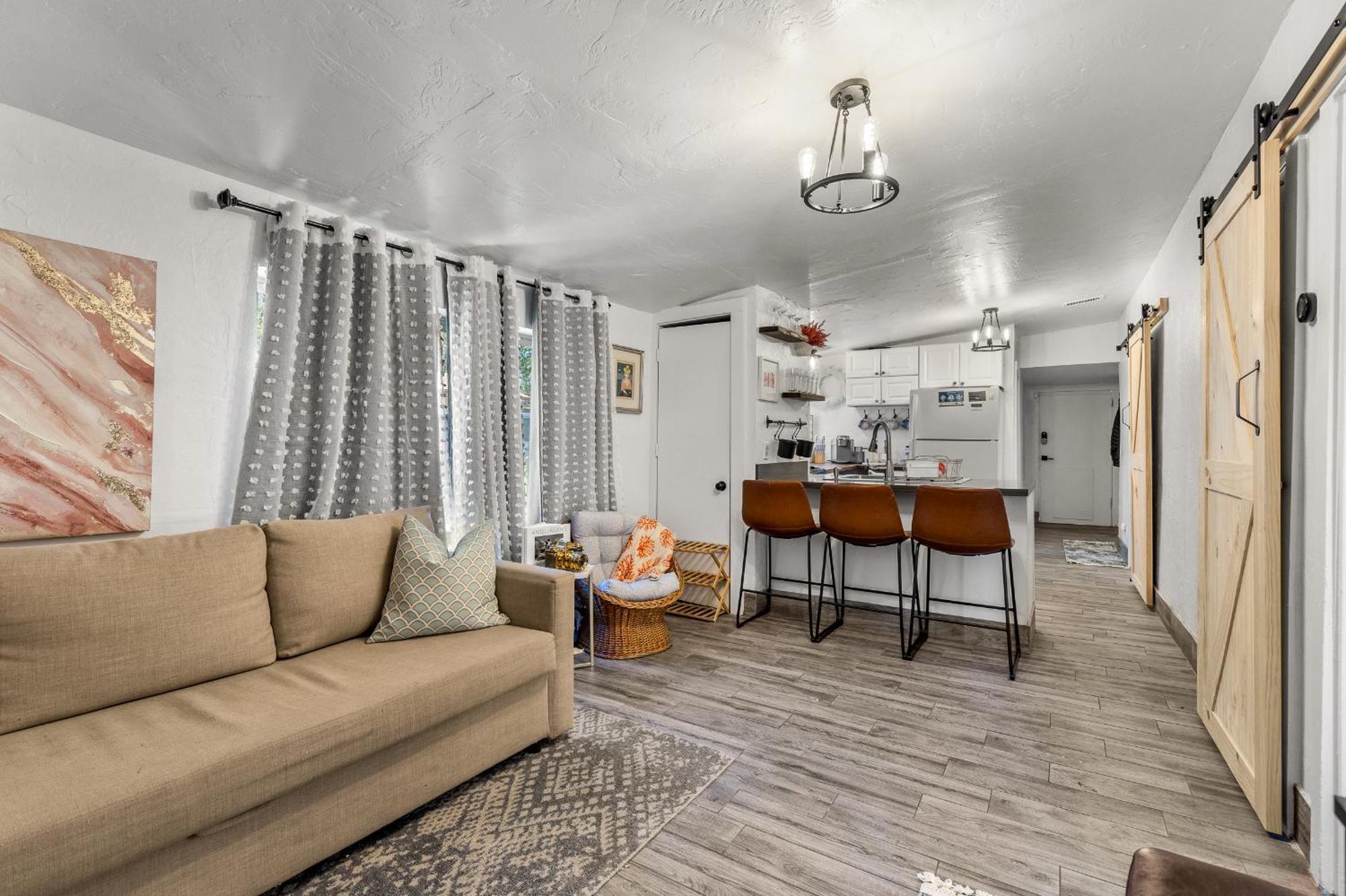 5 Minute Walking To Downtown, Nau, Coffee Shops, Shopping, Parks And More! Flagstaff Luaran gambar